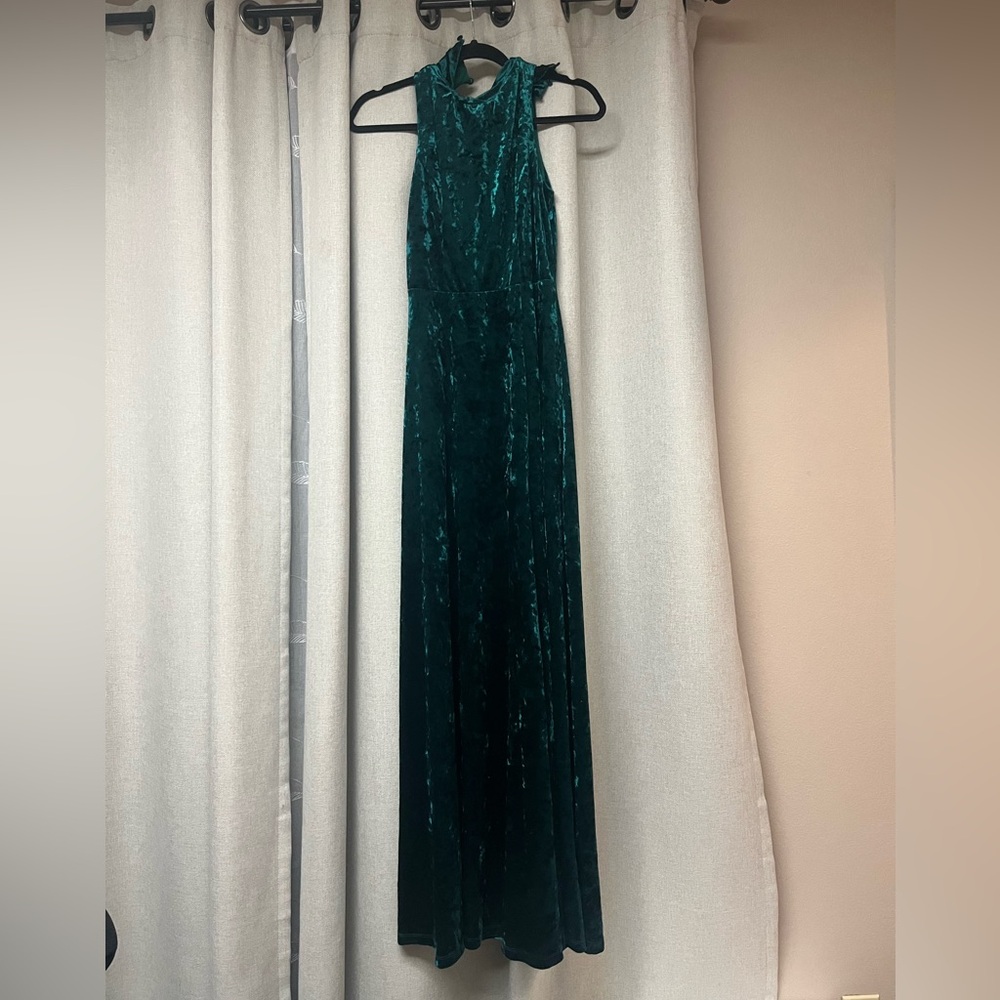 Elegant Green Velvet Dress